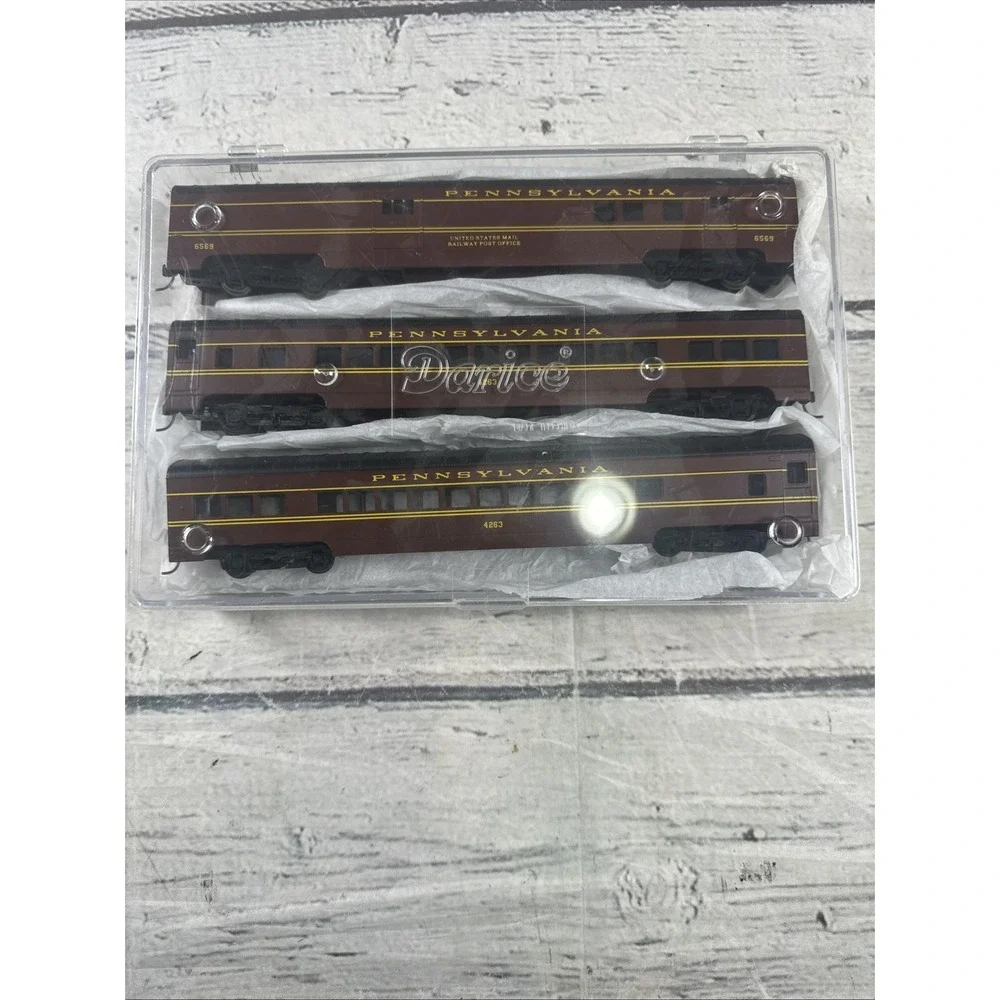 HO Scale Pennsylvania PRR 3 Car Passenger Set Coach RPO Baggage Display Case